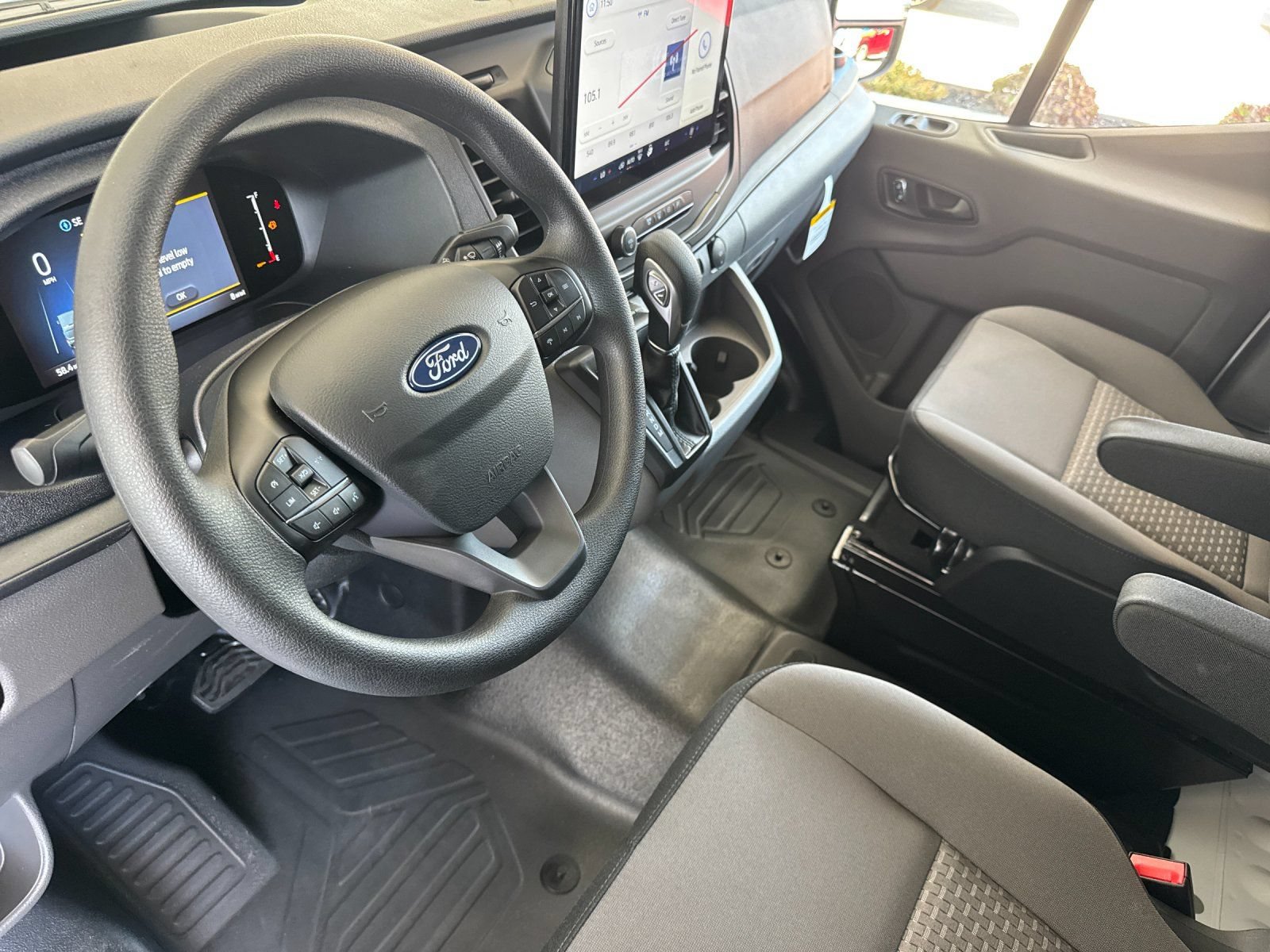 New 2026 Ford Transit 150 Low Roof RWD image 10