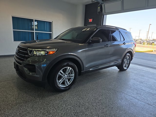 Certified 2022 Ford Explorer XLT image 1