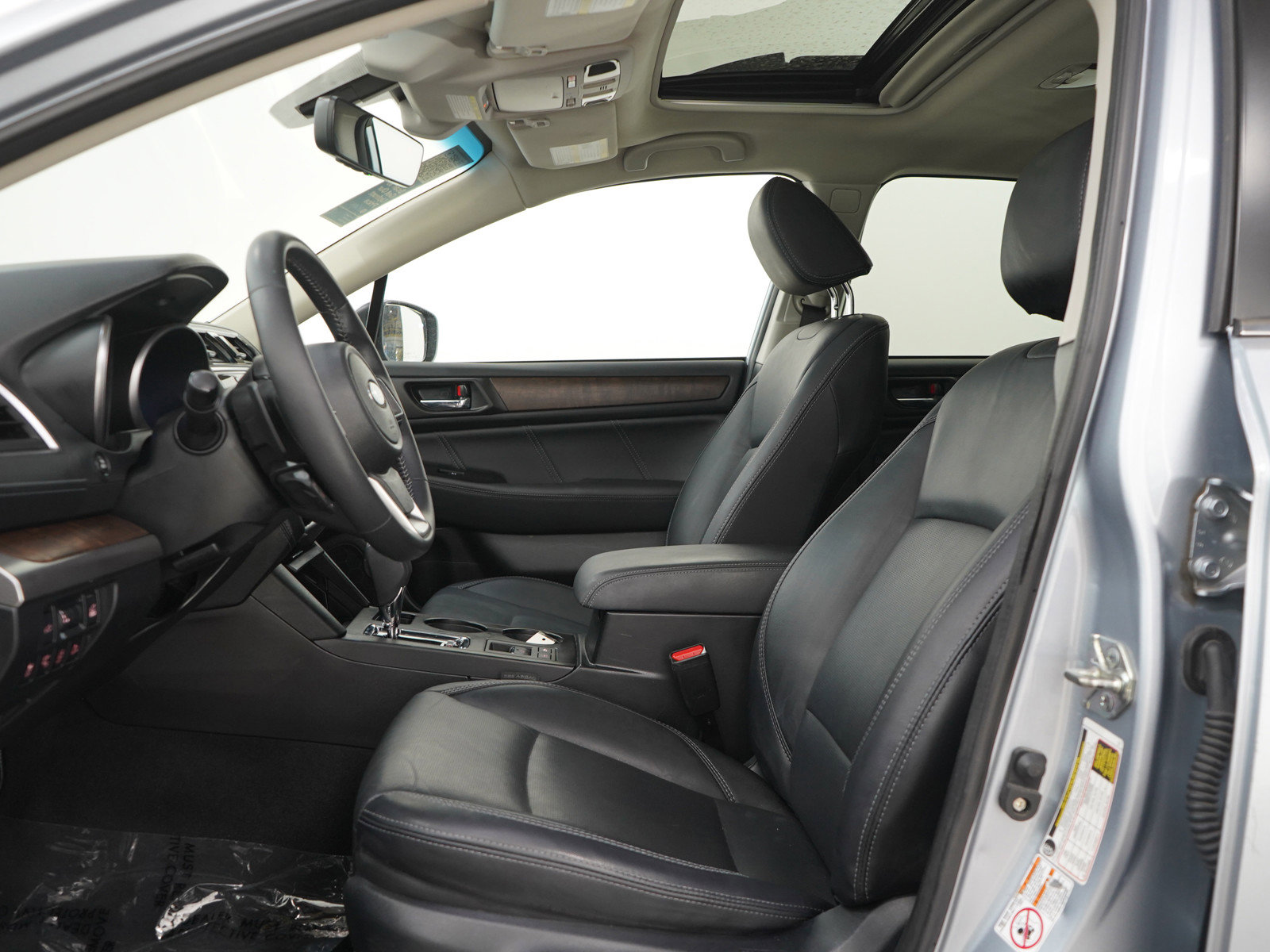 Used 2018 Subaru Outback 2.5i Limited AWD/4WD image 23