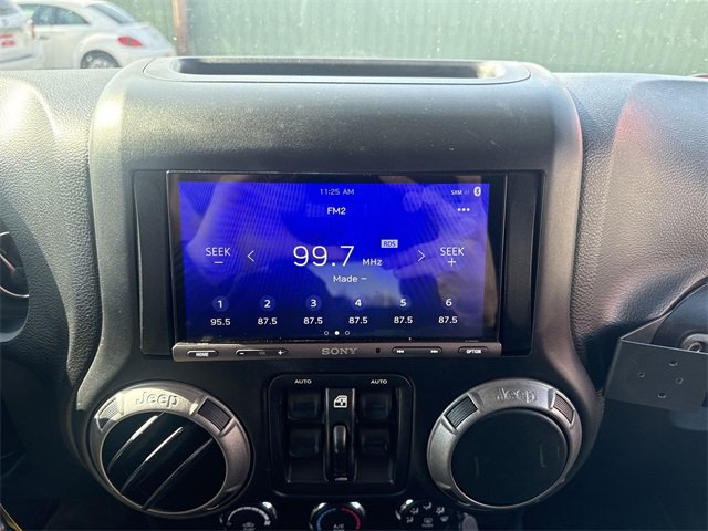 Used 2018 Jeep Wrangler Unlimited Sport S image 16