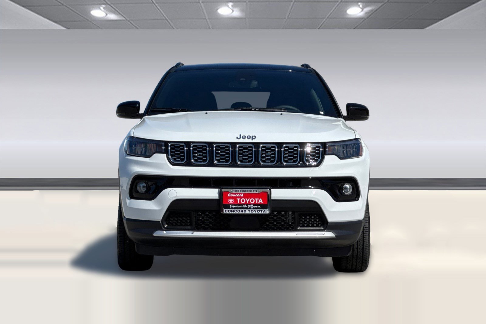 Used 2025 Jeep Compass Limited image 5