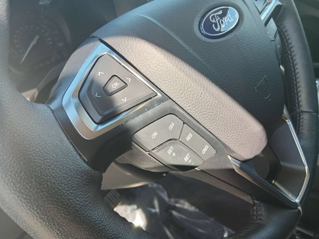 Used 2023 Ford Edge Titanium AWD/4WD image 26