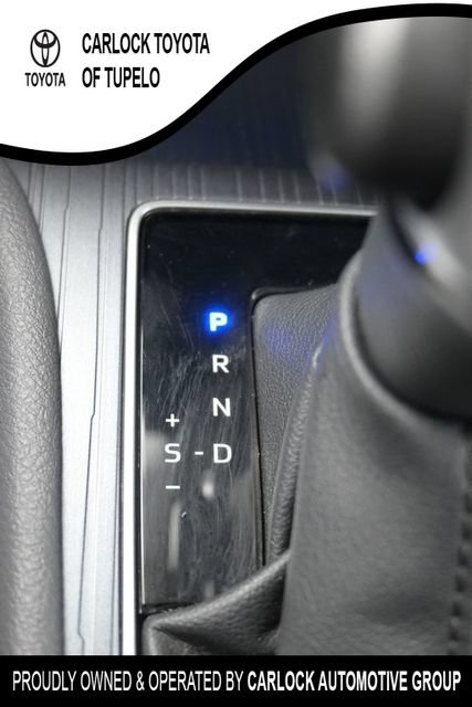 Used 2024 Toyota Sienna XSE FWD image 36