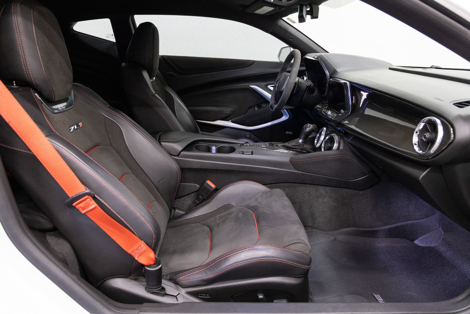 Used 2018 Chevrolet Camaro ZL1 RWD image 14