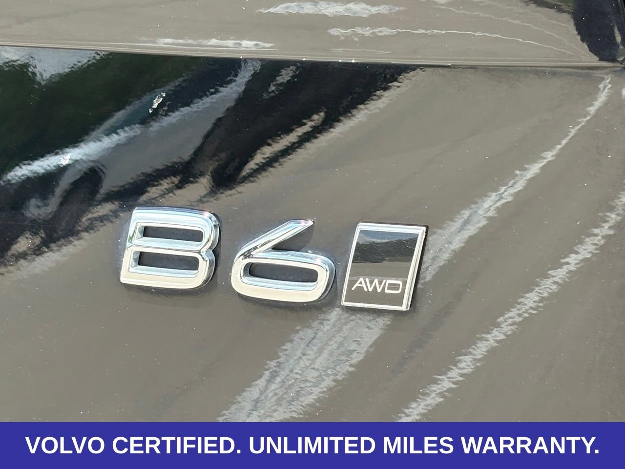 Certified 2025 Volvo XC90 B6 Plus AWD/4WD image 10