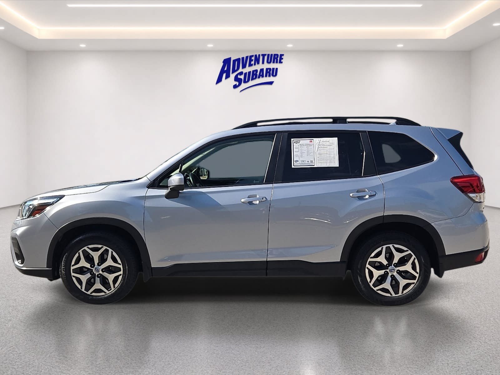 Used 2019 Subaru Forester Premium AWD/4WD image 4