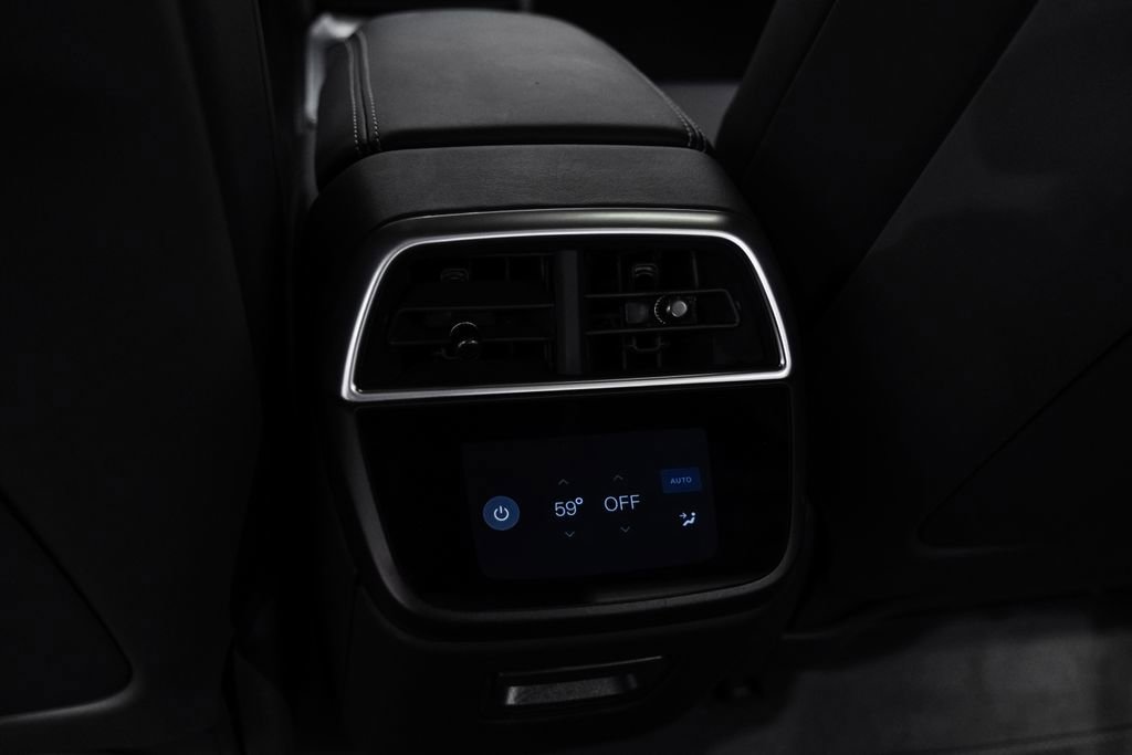 Used 2024 Lucid Air Touring image 37