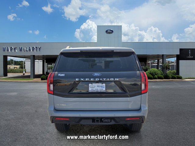 New 2026 Ford Expedition Active AWD/4WD image 4