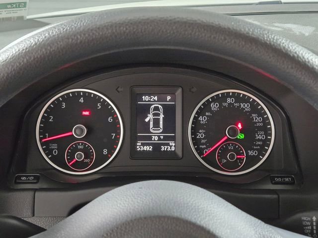 Used 2017 Volkswagen Tiguan S image 31