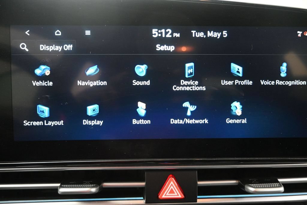Used 2025 Hyundai Elantra SEL FWD image 26