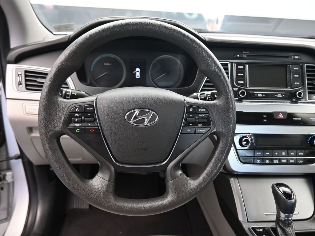Used 2016 Hyundai Sonata SE image 14