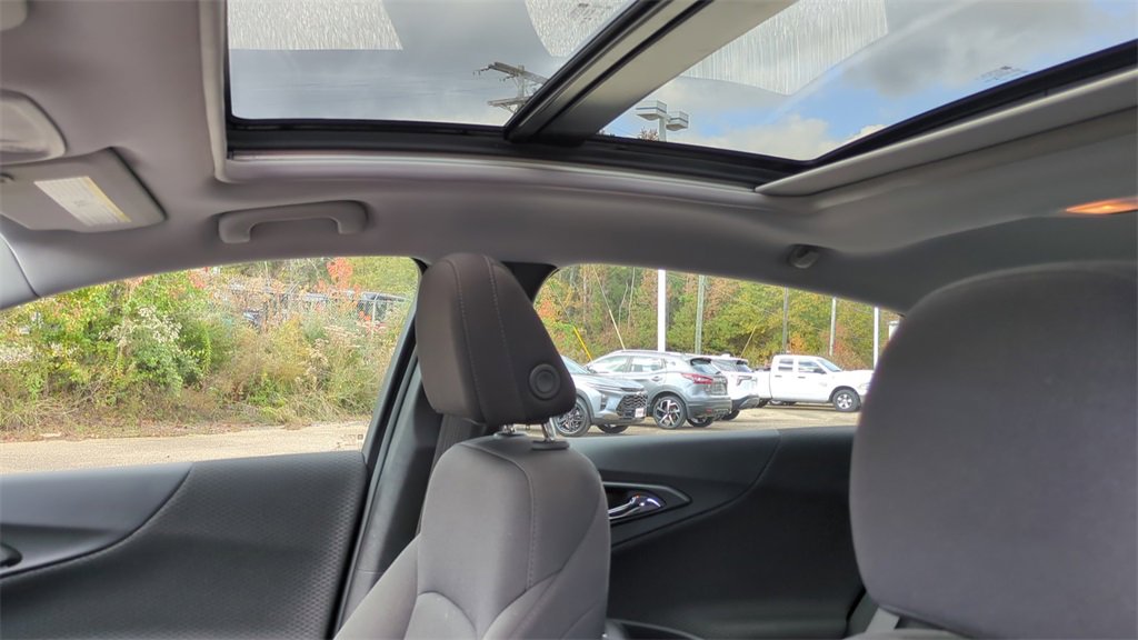 Used 2024 Chevrolet Malibu LT image 13