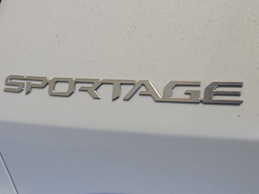 Used 2023 Kia Sportage EX w/ EX Premium Package AWD/4WD image 8