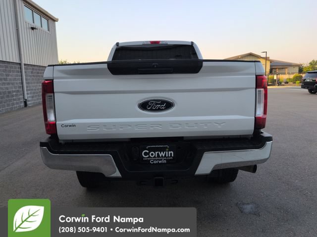 Used 2018 Ford F350 XLT w/ FX4 4x4 Off Road Package image 4
