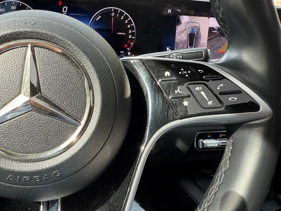 Used 2024 Mercedes-Benz GLE 450e 4MATIC image 23