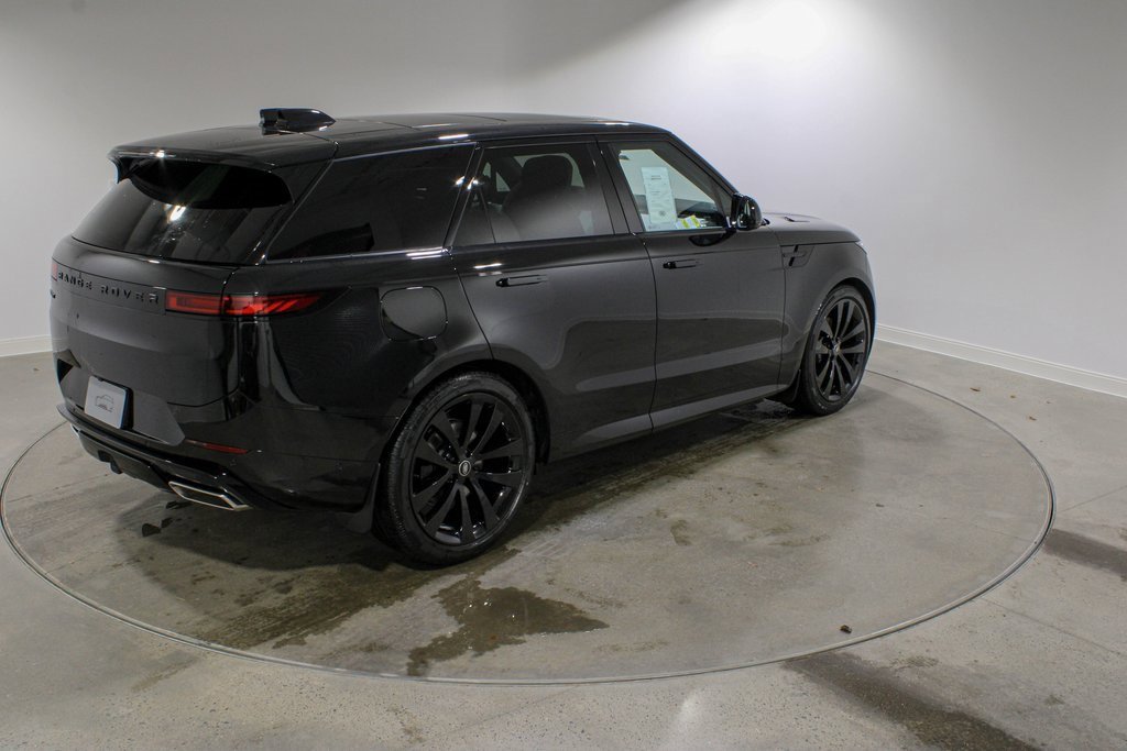 New 2025 Land Rover Range Rover Sport Dynamic SE image 5