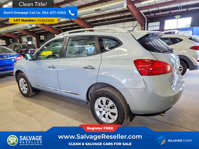 Used 2015 Nissan Rogue S w/ Convenience Package FWD image 3