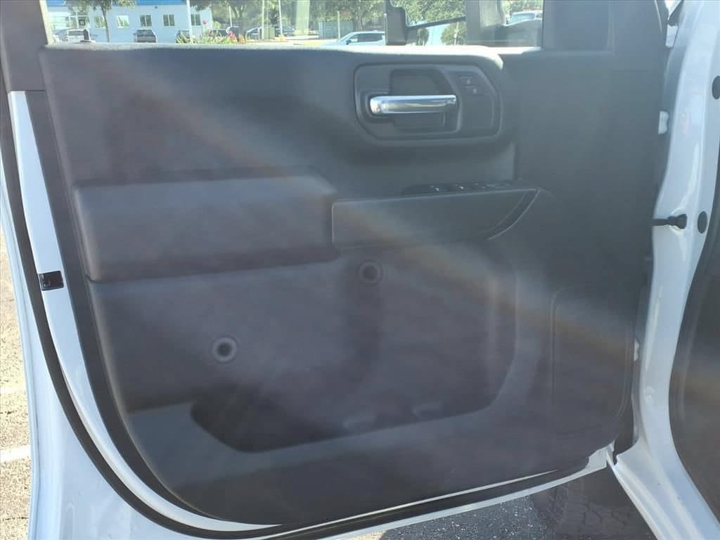 New 2026 Chevrolet Silverado 2500 Custom w/ Custom Value Package AWD/4WD image 14