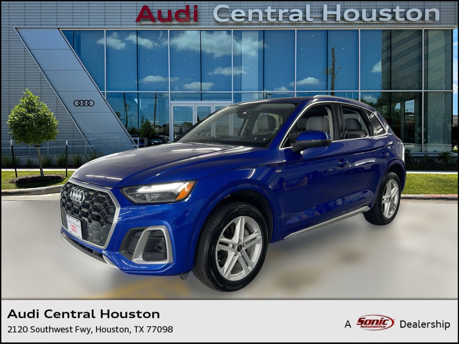 Used 2022 Audi Q5 e Premium Plus w/ Premium Plus Package