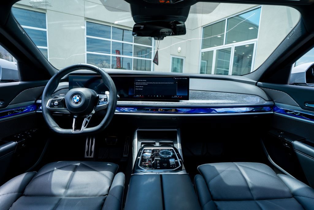 Used 2023 BMW 740i RWD image 47