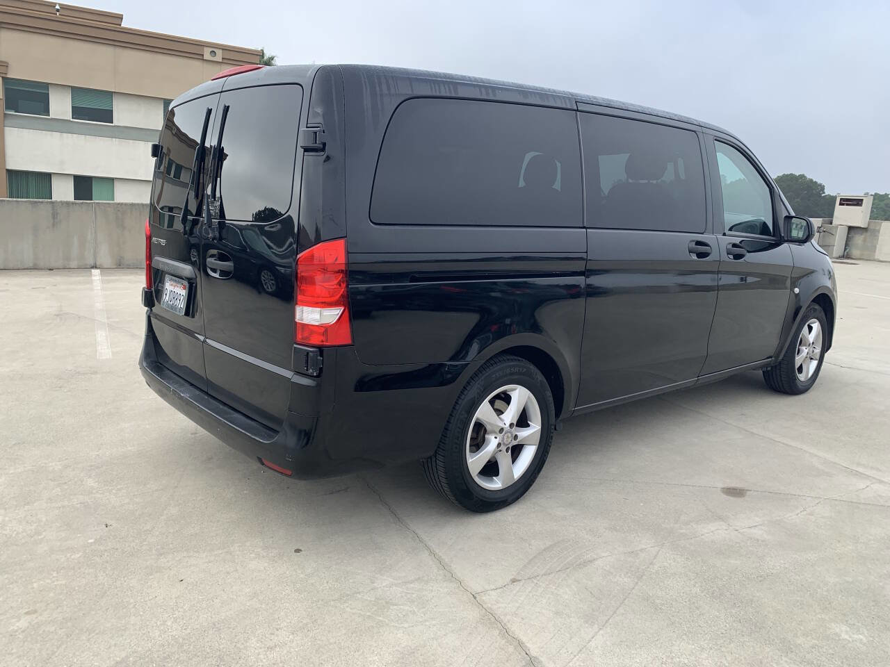 Used 2017 Mercedes-Benz Metris Passenger image 7