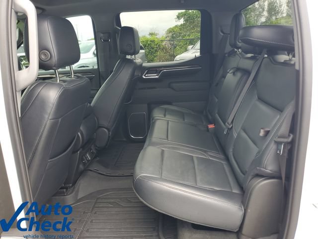 Used 2023 GMC Sierra 1500 Elevation w/ LPO, Elevation Black Package AWD/4WD image 11