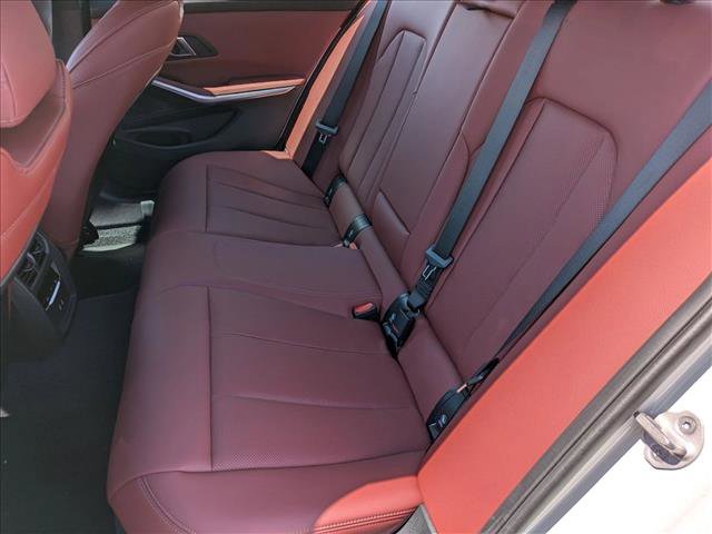 Used 2025 BMW 330i Sedan image 15