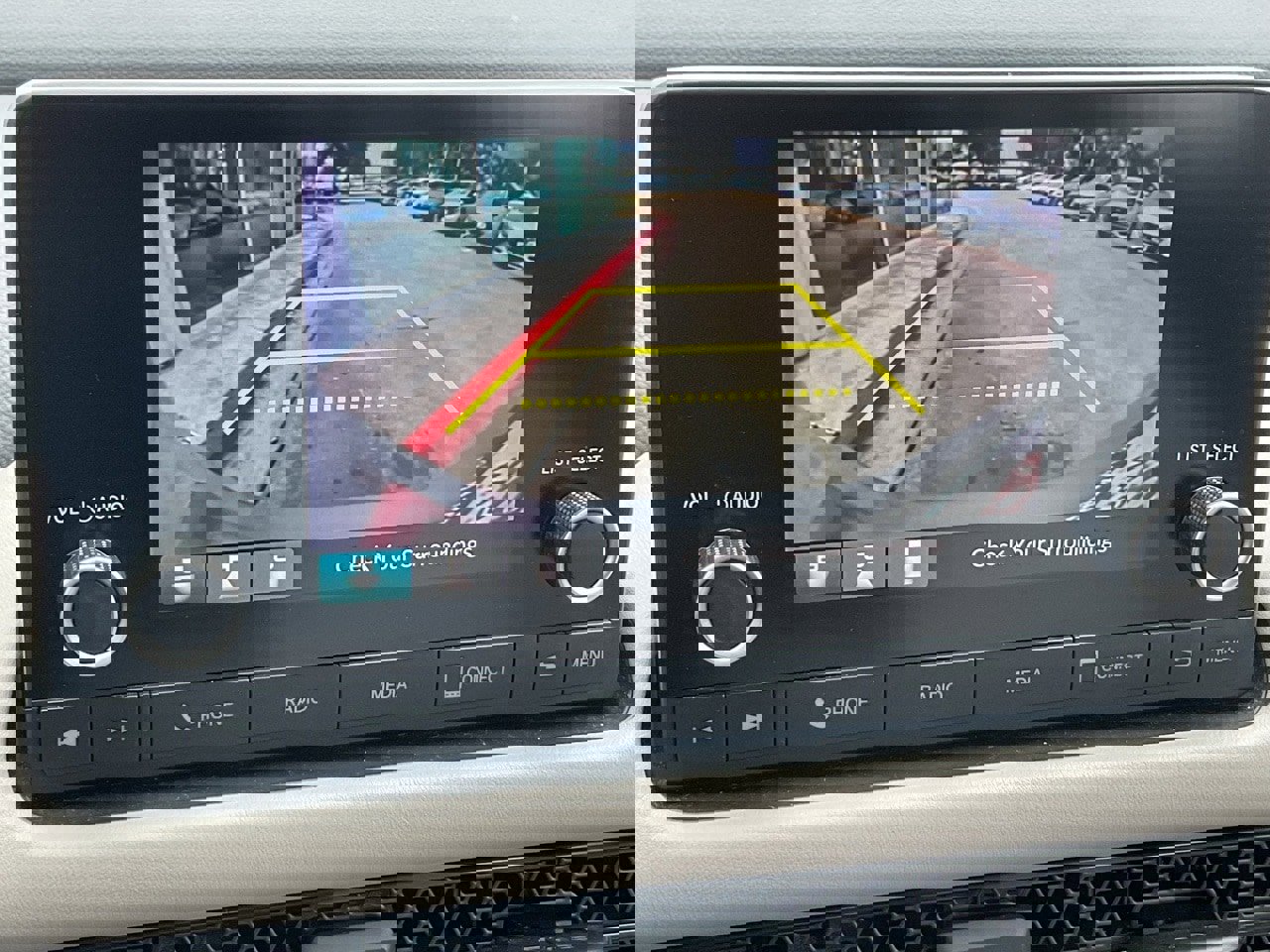 Used 2025 Honda HR-V LX image 30