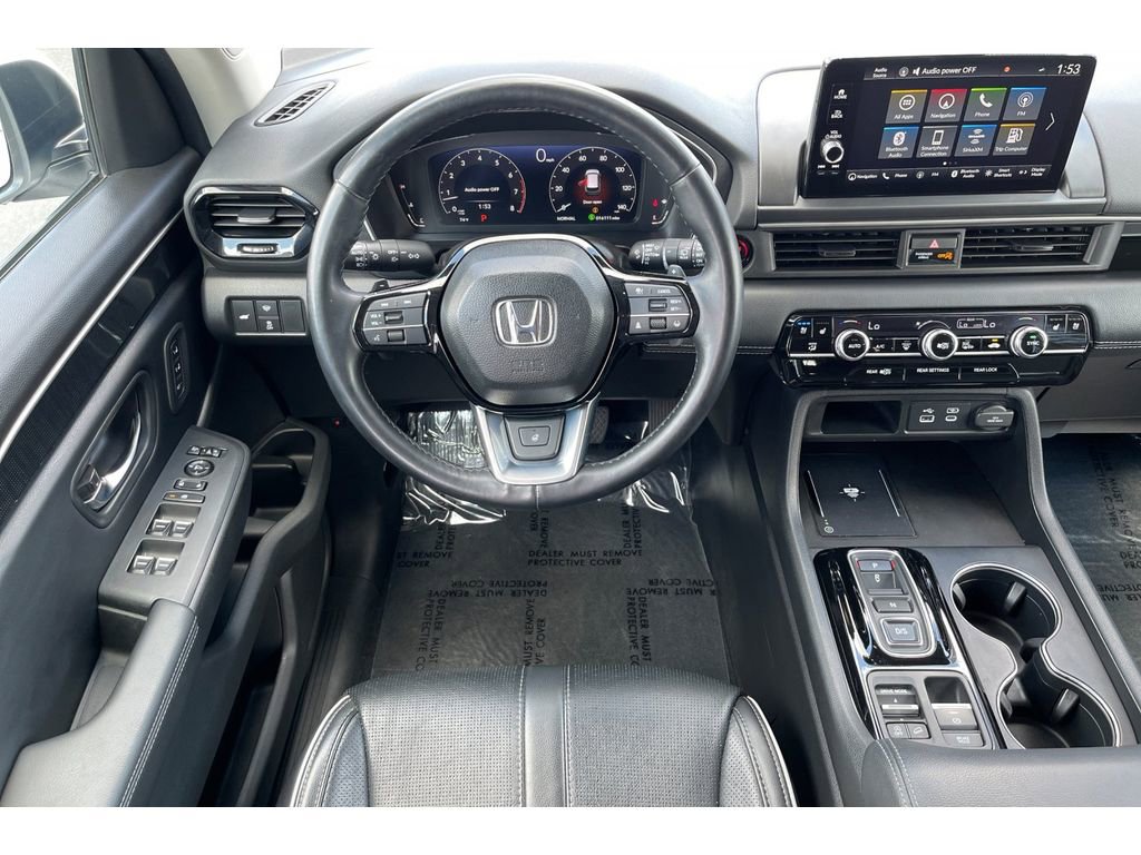 Certified 2025 Honda Pilot Elite image 16