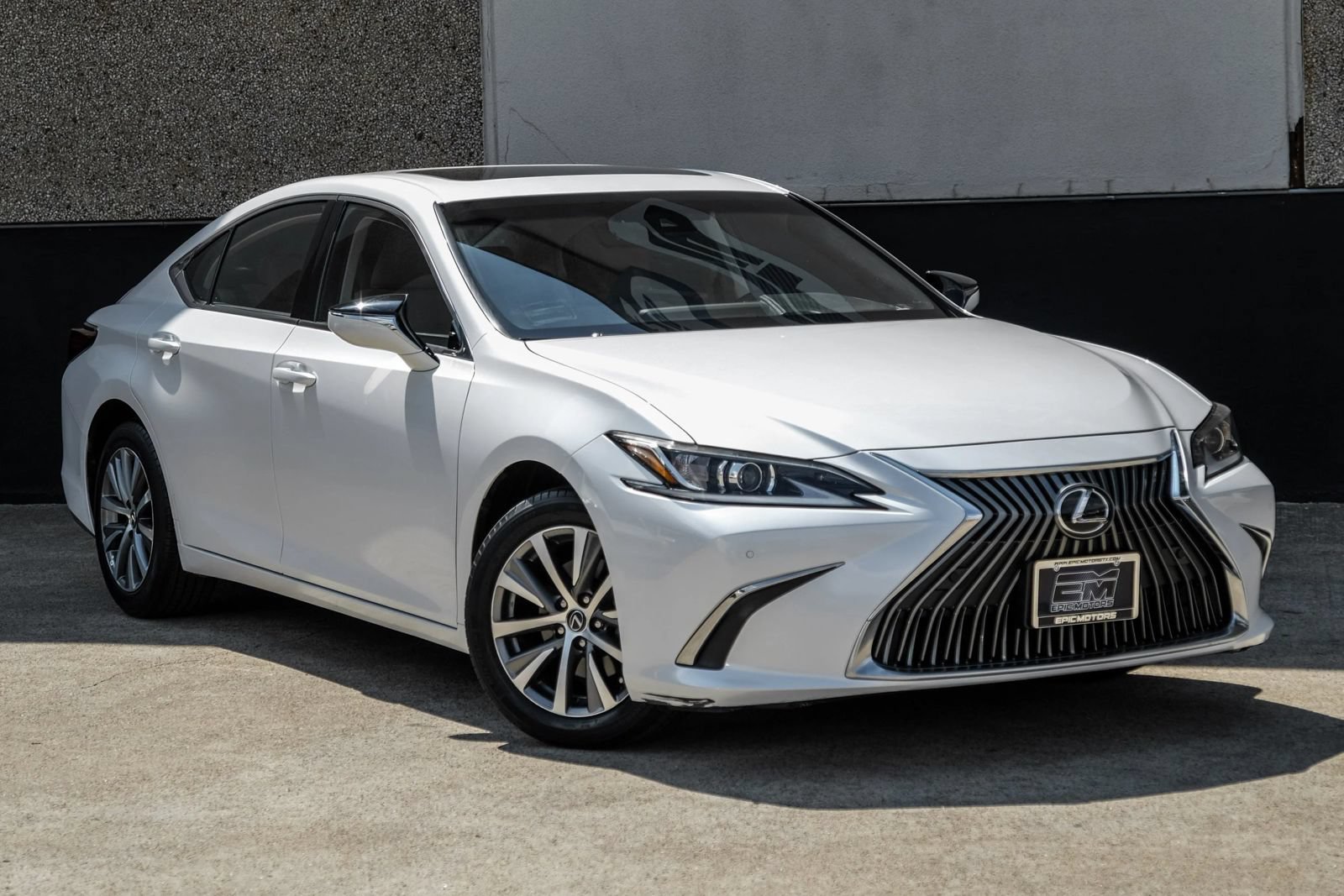 Used 2020 Lexus ES 350 w/ Premium Package FWD image 6