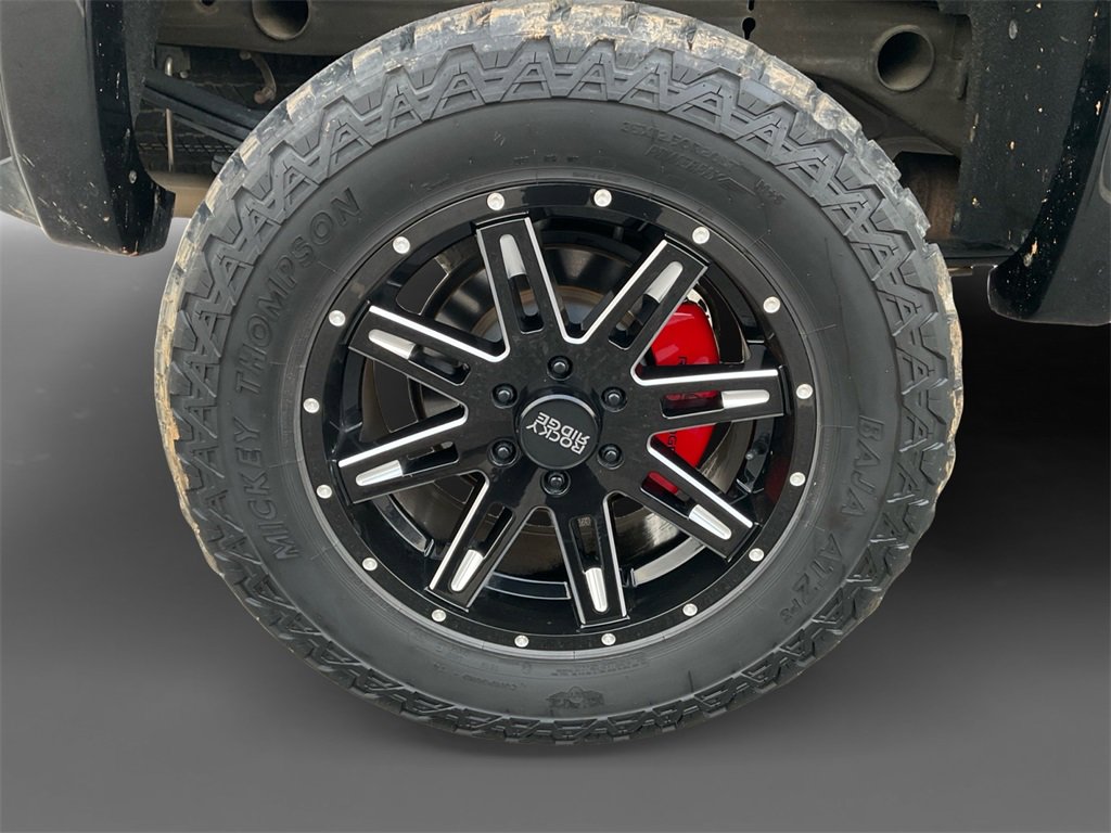 Used 2018 Chevrolet Silverado 1500 LT w/ All Star Edition image 10