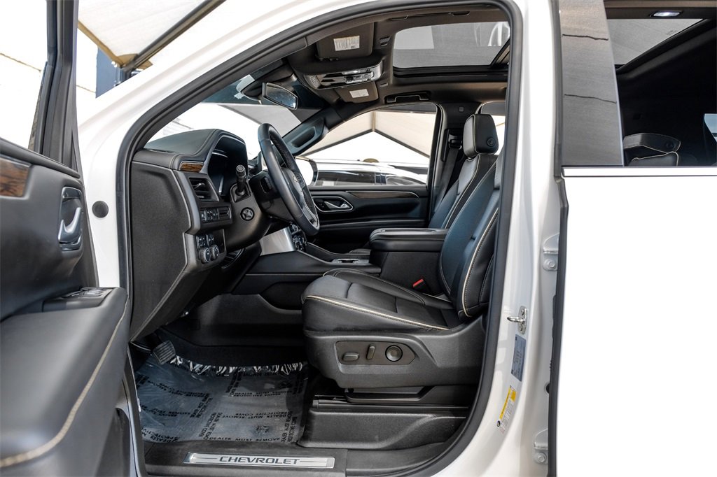 Used 2022 Chevrolet Tahoe Premier image 3