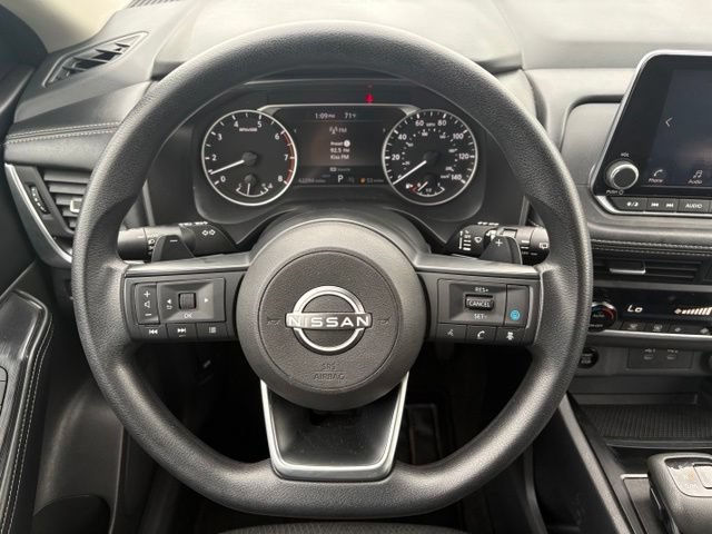Used 2024 Nissan Rogue SV AWD/4WD image 25