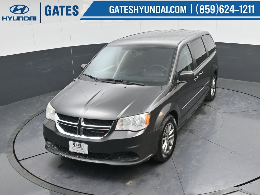 Used 2016 Dodge Grand Caravan SE image 40