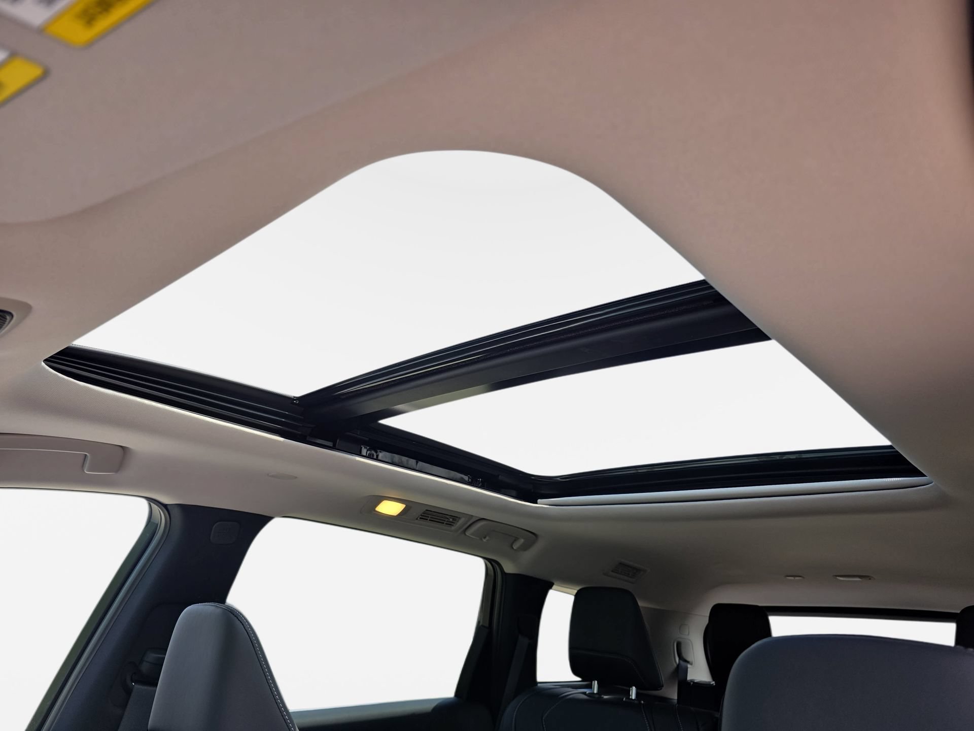 New 2027 INFINITI QX60 Luxe w/ Cargo Package FWD image 29