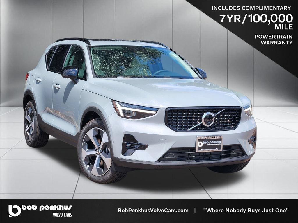 New 2026 Volvo XC40 B5 Plus w/ Protection Package Premier