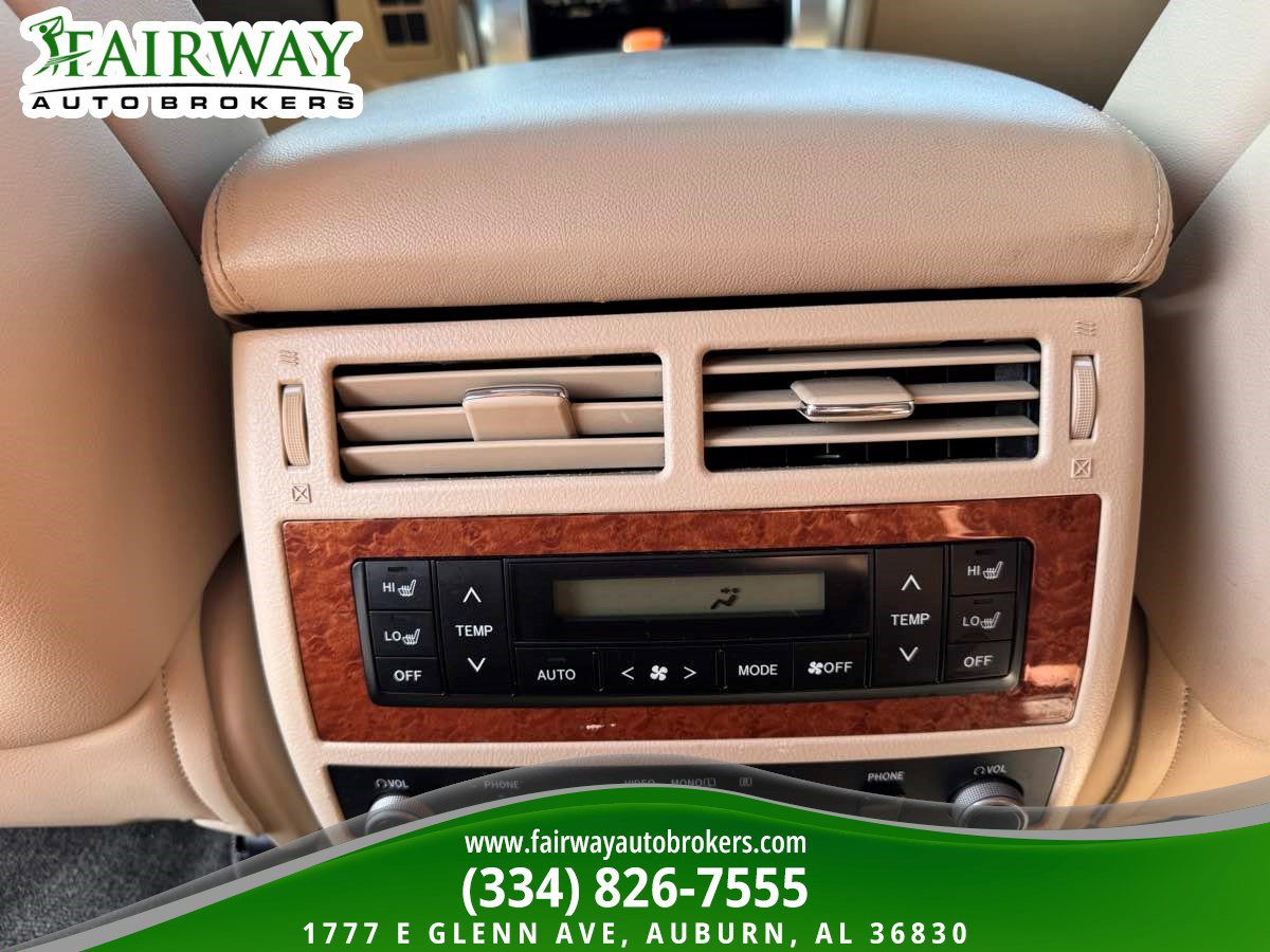 Used 2014 Toyota Land Cruiser AWD/4WD image 27