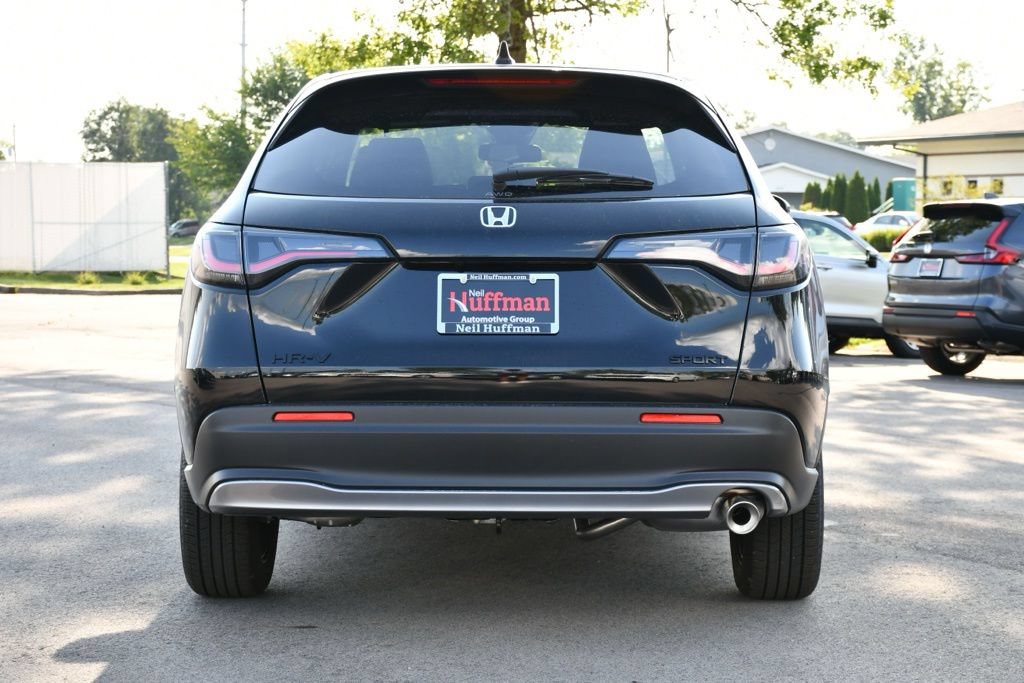 New 2027 Honda HR-V Sport image 6
