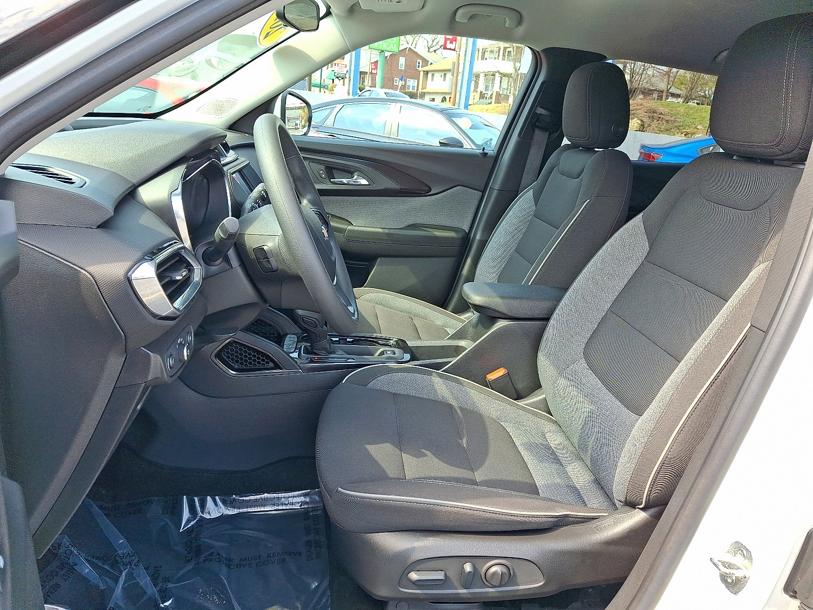 Used 2023 Chevrolet TrailBlazer LT image 14