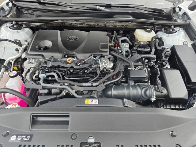 Used 2025 Toyota Camry SE FWD image 29