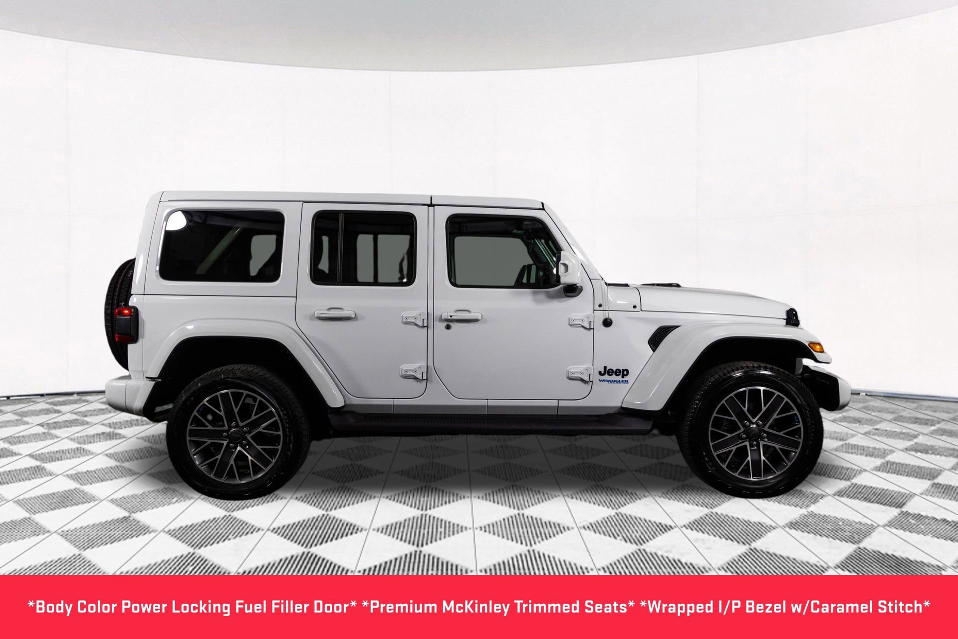 Used 2022 Jeep Wrangler Unlimited Sahara image 19