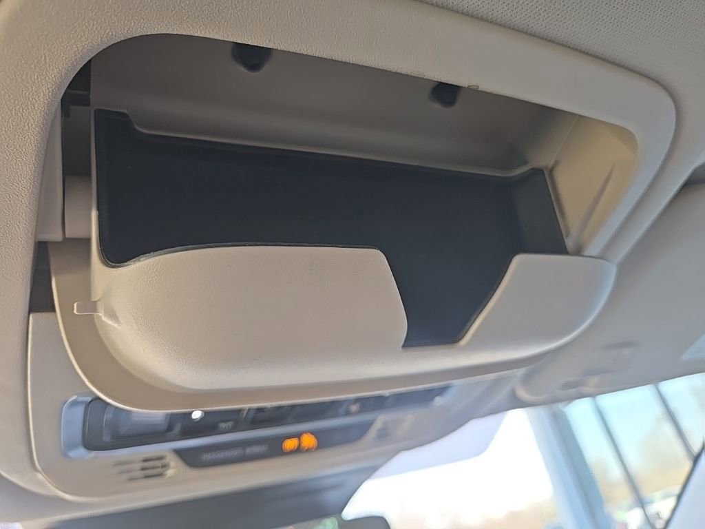 Used 2025 Lincoln Nautilus Reserve image 75