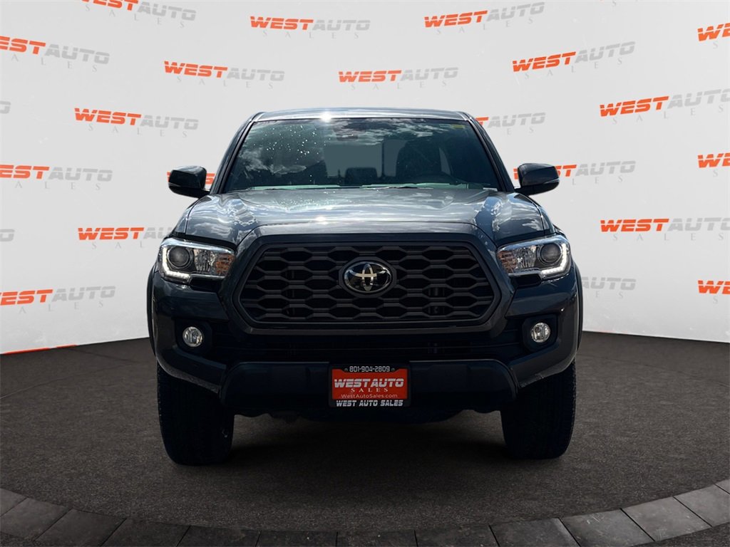 Used 2022 Toyota Tacoma TRD Off-Road image 8