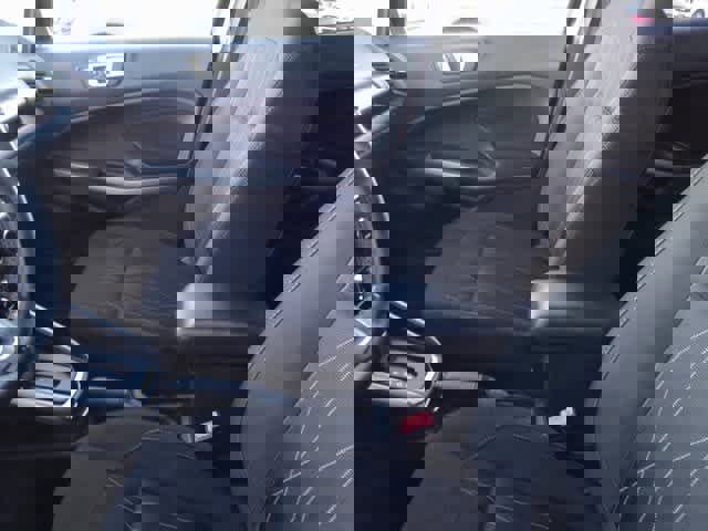 Used 2019 Ford EcoSport SE image 8