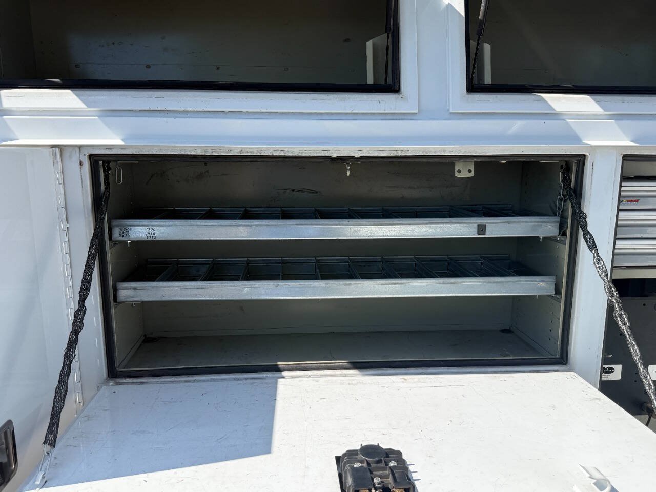 Used 2013 Chevrolet Silverado 3500 W/T RWD image 17