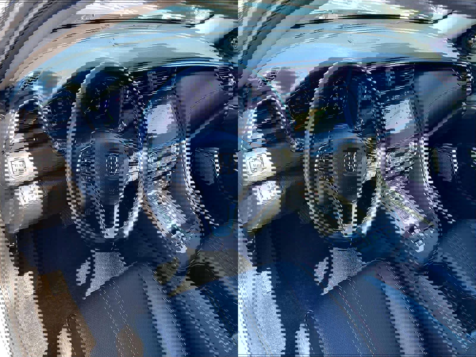 Used 2020 Honda Insight Touring image 15