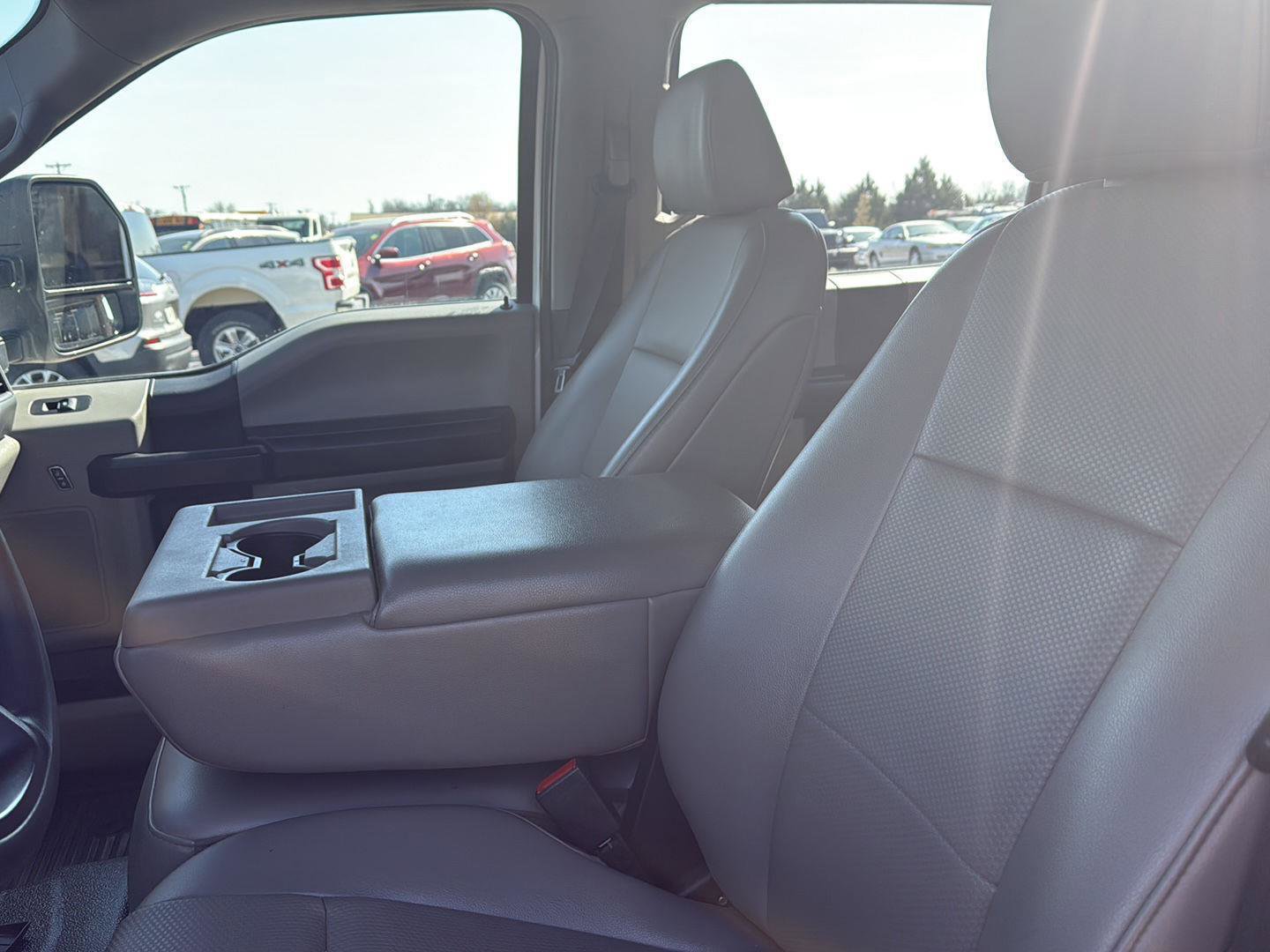 Used 2021 Ford F250 XL w/ Power Equipment Group image 19