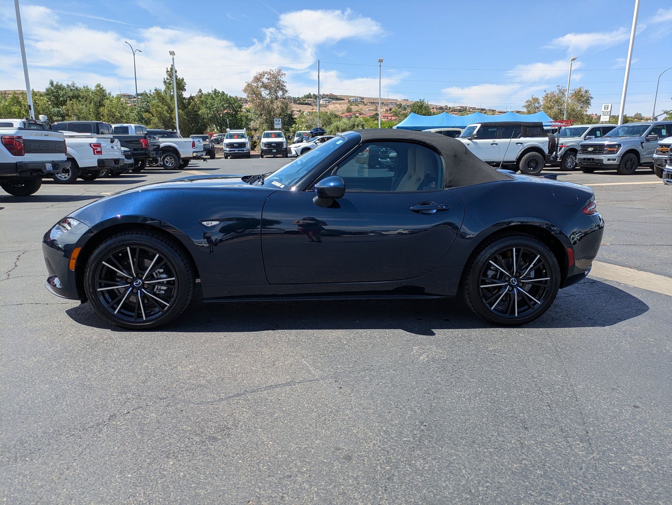Used 2025 MAZDA MX-5 Miata Grand Touring RWD image 6