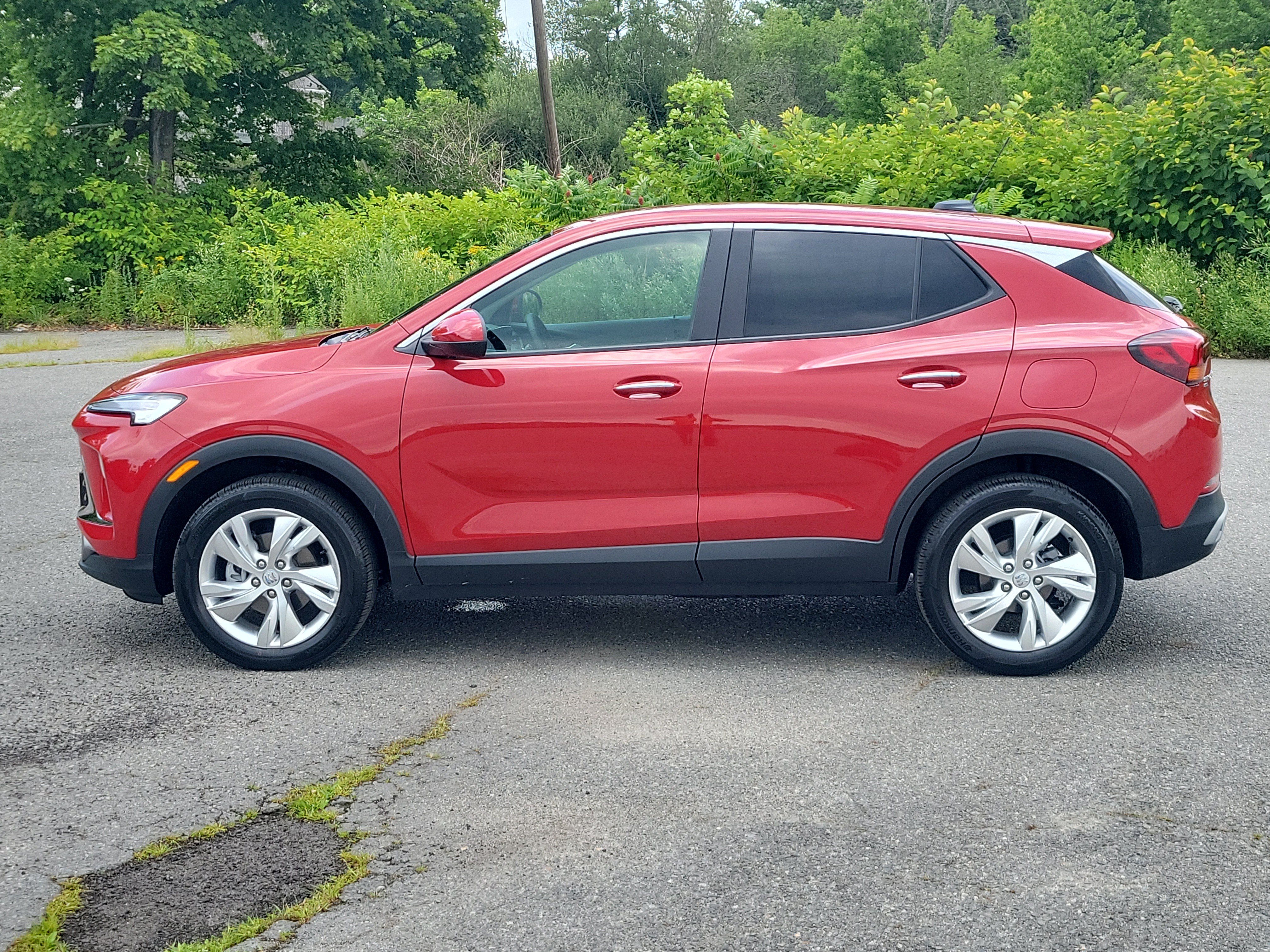 Used 2026 Buick Encore GX Preferred w/ Comfort Package AWD/4WD image 8