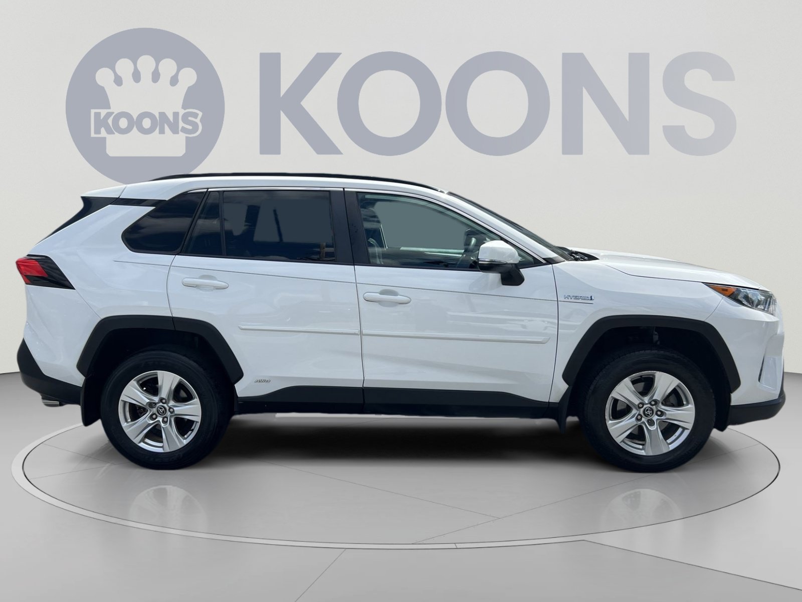 Used 2021 Toyota RAV4 XLE w/ Convenience Package AWD/4WD image 8